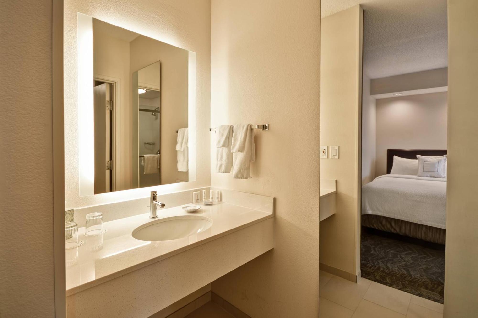 Springhill Near The Of Kentucky Hotel 3*